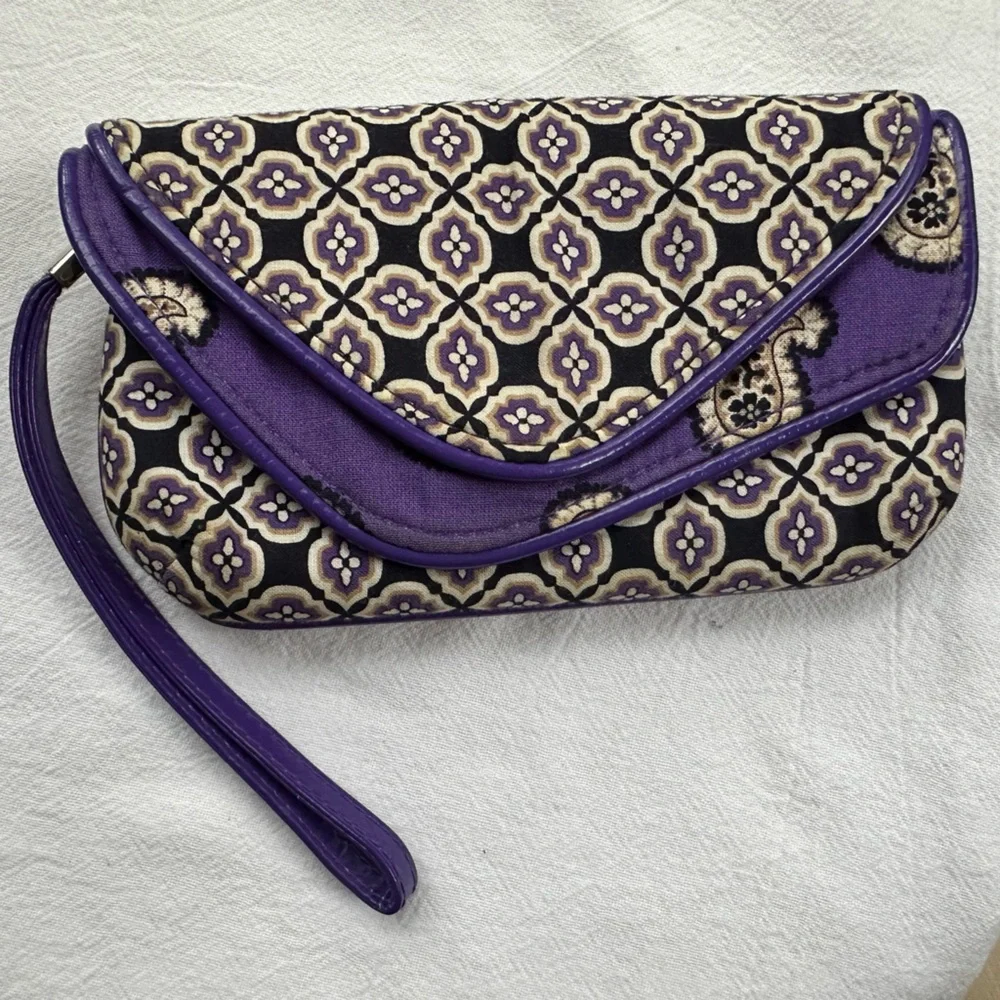 Romantic Floral Vera Bradley Simply Violet Multiple Compartment Wristlet Wallet
